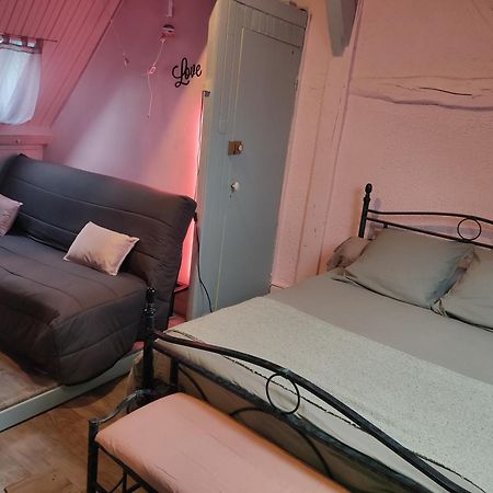 Le Lion Dort Bed & Breakfast Cormeilles-en-Parisis Bagian luar foto