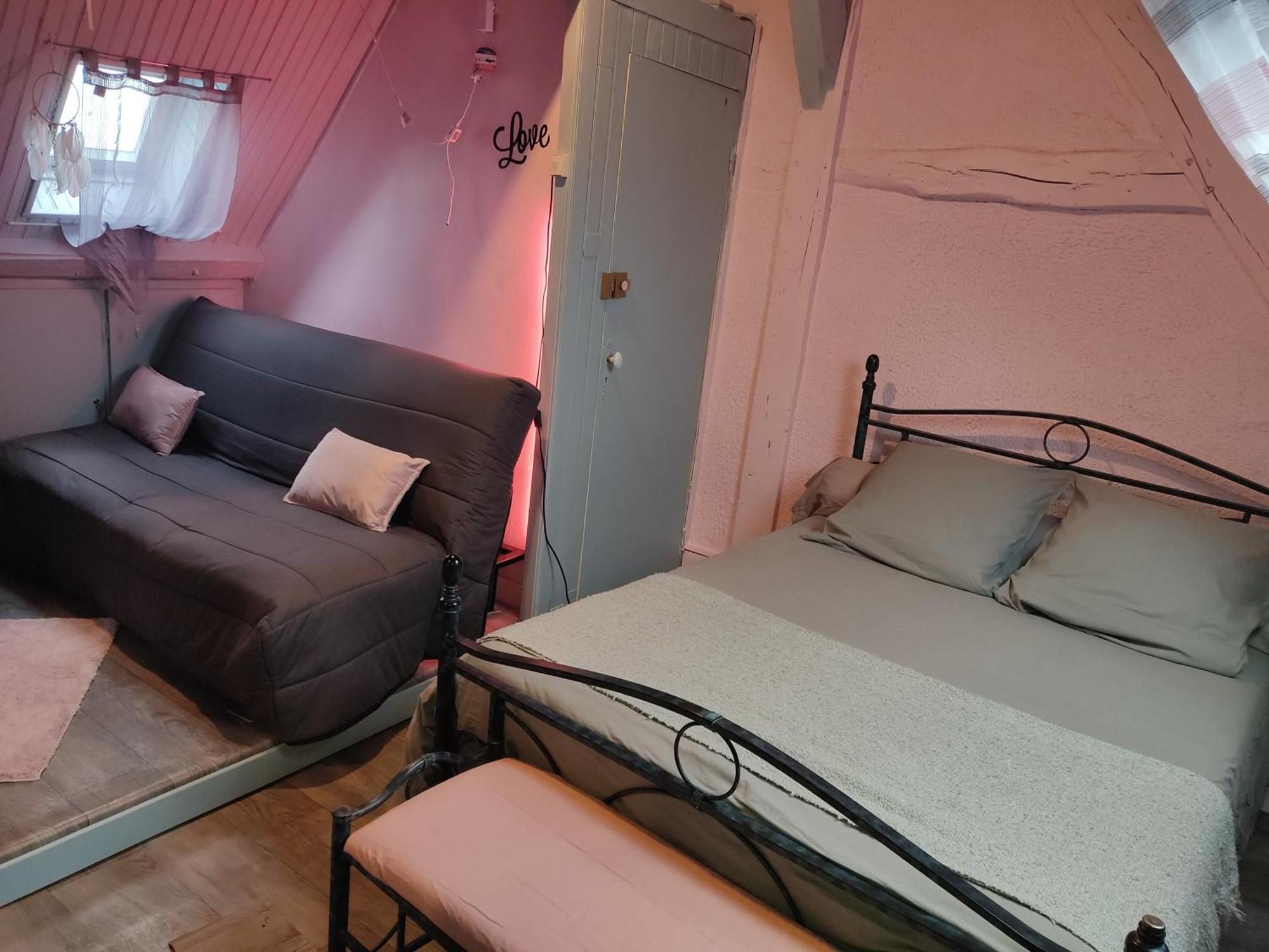 Le Lion Dort Bed & Breakfast Cormeilles-en-Parisis Bagian luar foto